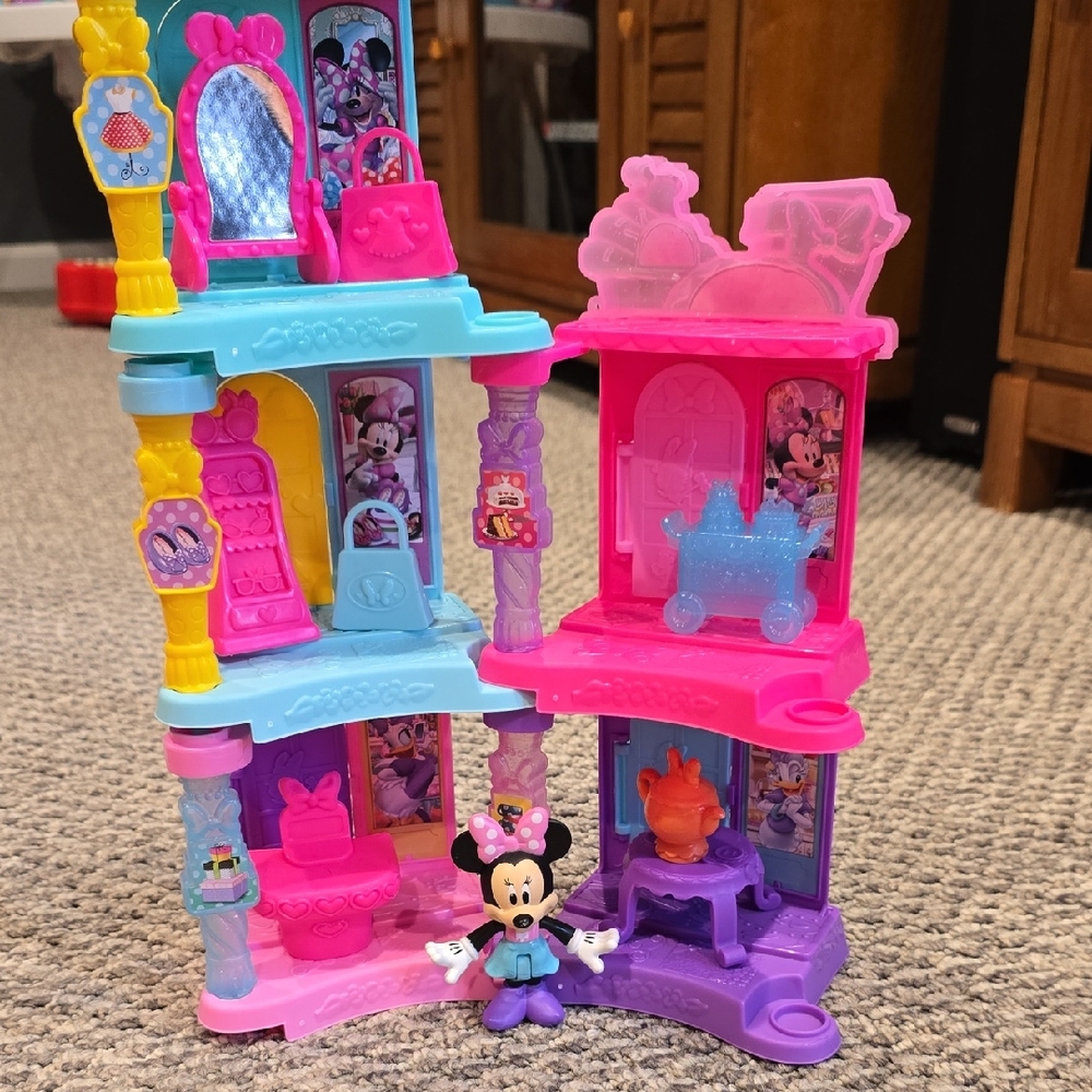 Disney Minnie Mouse Pink and Blue Playset